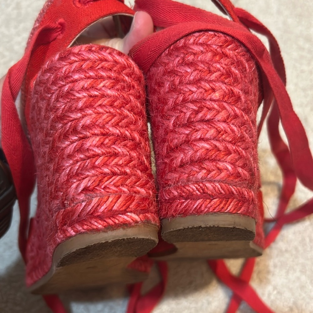 Stuart Weitzman Marguerita canvas wedge red sandals - Picture 9 of 12